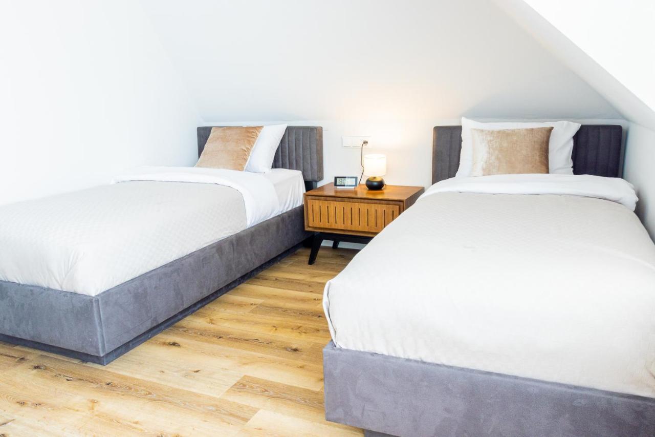 Moderne Maisonette Ferienwohnung Mit Gartenzugang, Nur 7 Gehminuten Zum Strand, Parkplatz & Fahrradunterstellplatz Шарбойц Экстерьер фото