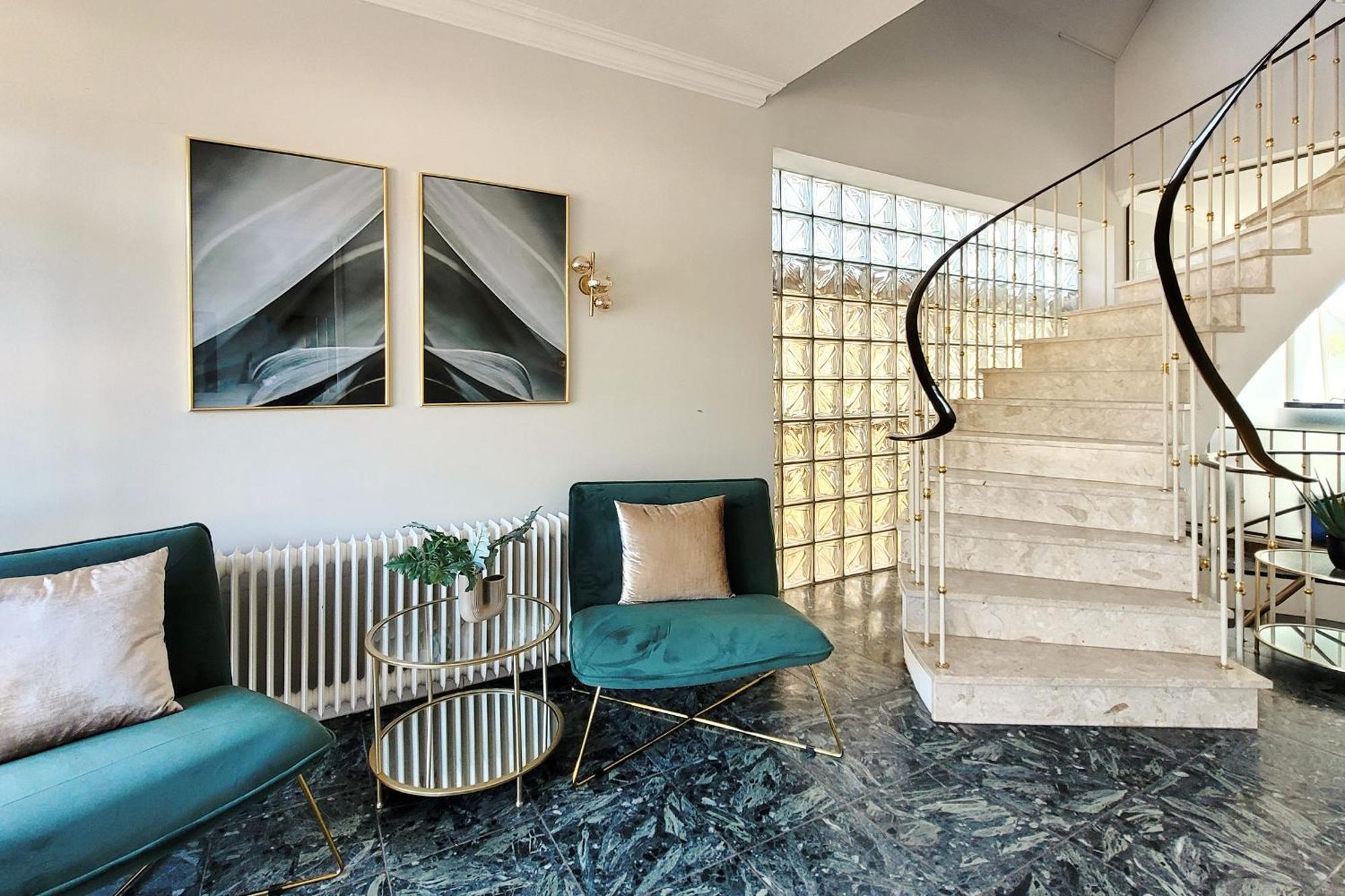 Moderne Maisonette Ferienwohnung Mit Gartenzugang, Nur 7 Gehminuten Zum Strand, Parkplatz & Fahrradunterstellplatz Шарбойц Экстерьер фото